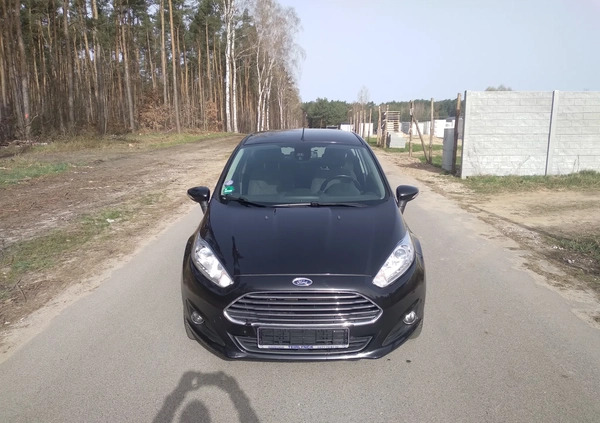 Ford Fiesta cena 13500 przebieg: 161000, rok produkcji 2013 z Gołańcz małe 79